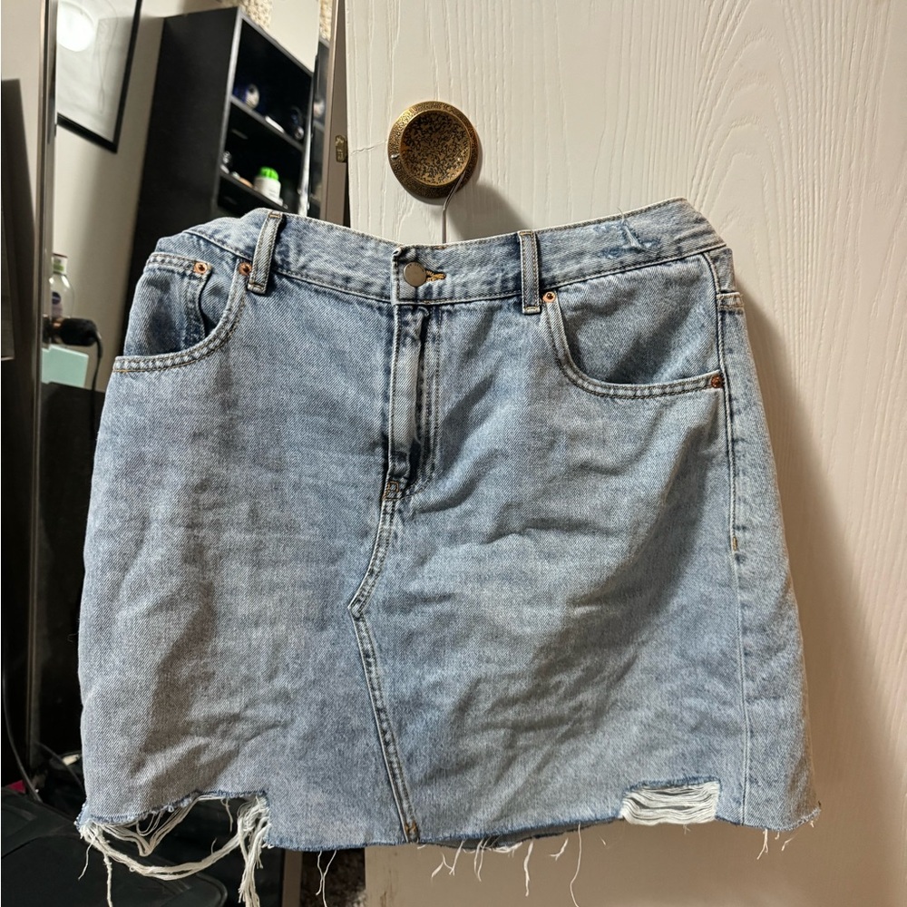 Dex Light Denim Skirt. Size 32.